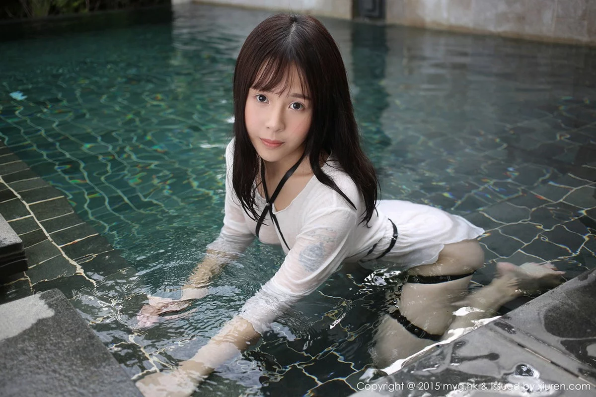 Xrmnw.Com[MyGirl美媛馆]Vol.170_Evelyn艾莉三亚旅拍白色连身裙真空湿身美乳凸点诱惑53P