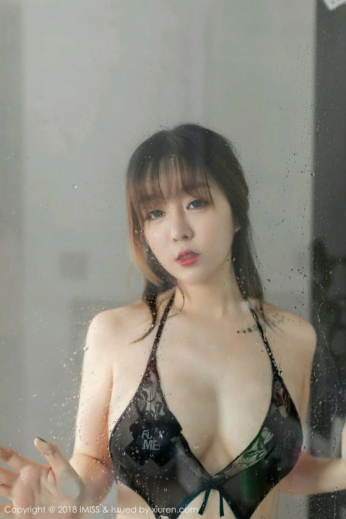 Xrmnw.Com[IMISS爱蜜社]Vol.310_嫩模女神王雨纯全裸上身露豪乳胶带遮点无内黑丝裤袜诱惑写真36P