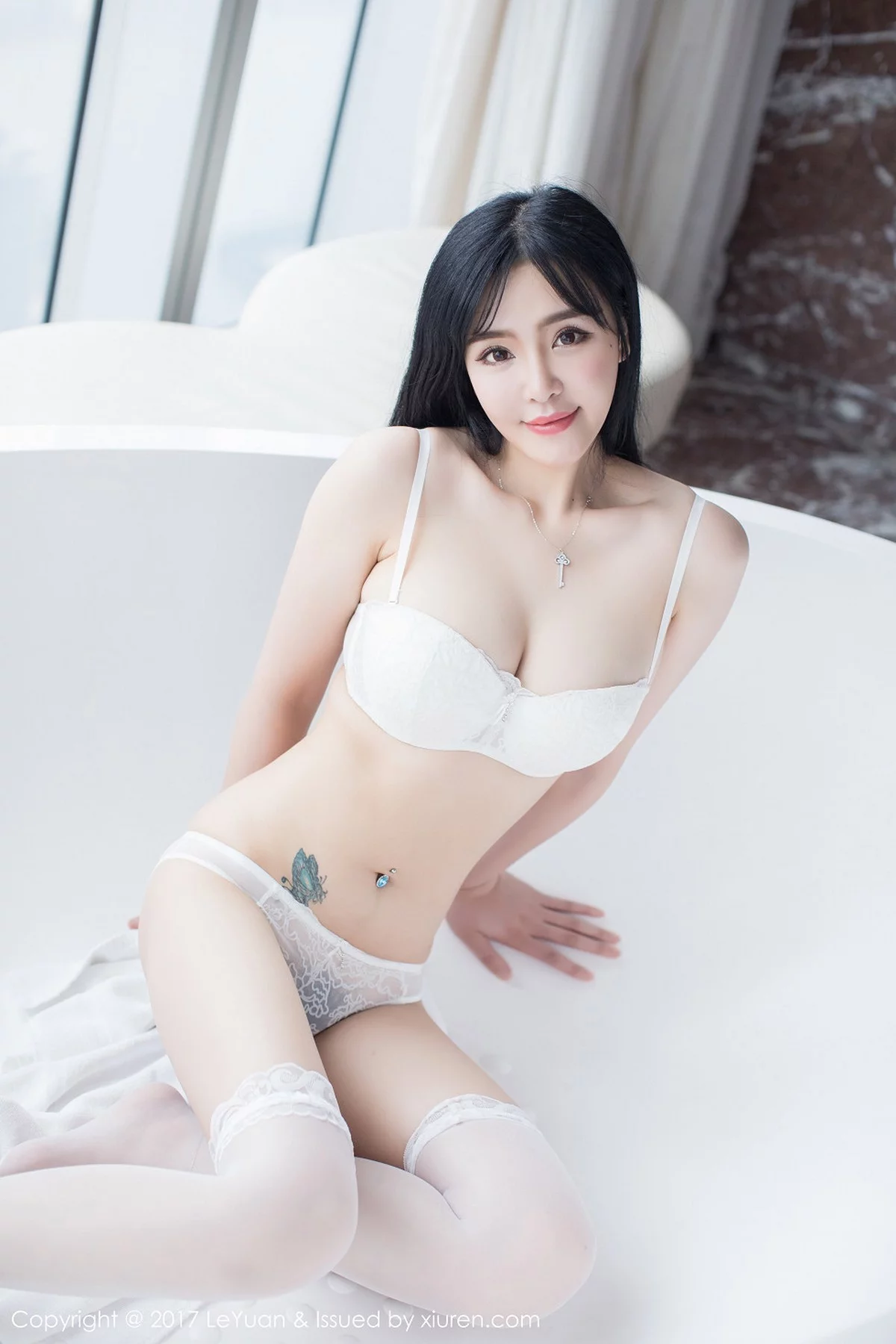 Xrmnw.Com[LeYuan星乐园]Vol.046_女神刘钰儿居家粉红蕾丝睡裙真空秀傲人豪乳诱惑写真46P