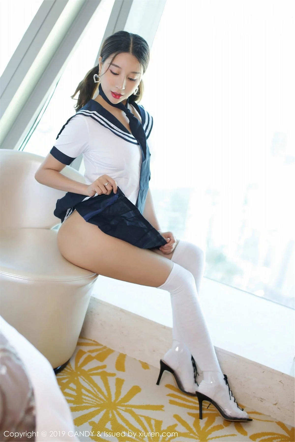 Xrmnw.Com[Candy网红馆]Vol.073_嫩模筱慧私房清纯学生制服+黑色丁字裤秀翘臀诱惑写真46P