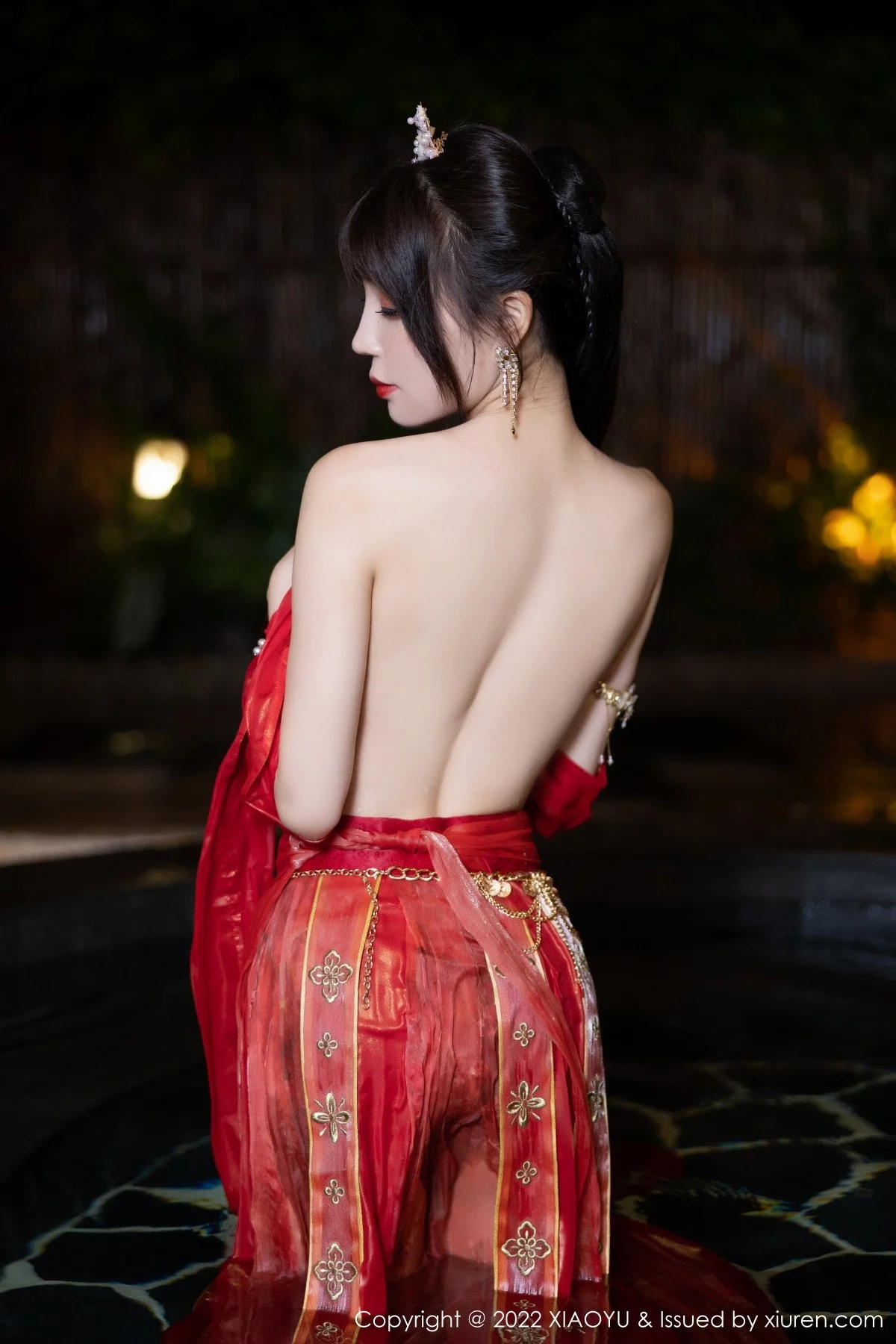 Xrmnw.Com[XiaoYu画语界]Vol.827_女神徐莉芝Booty泳池性感红色轻透古装服饰秀完美身材诱惑写真70P