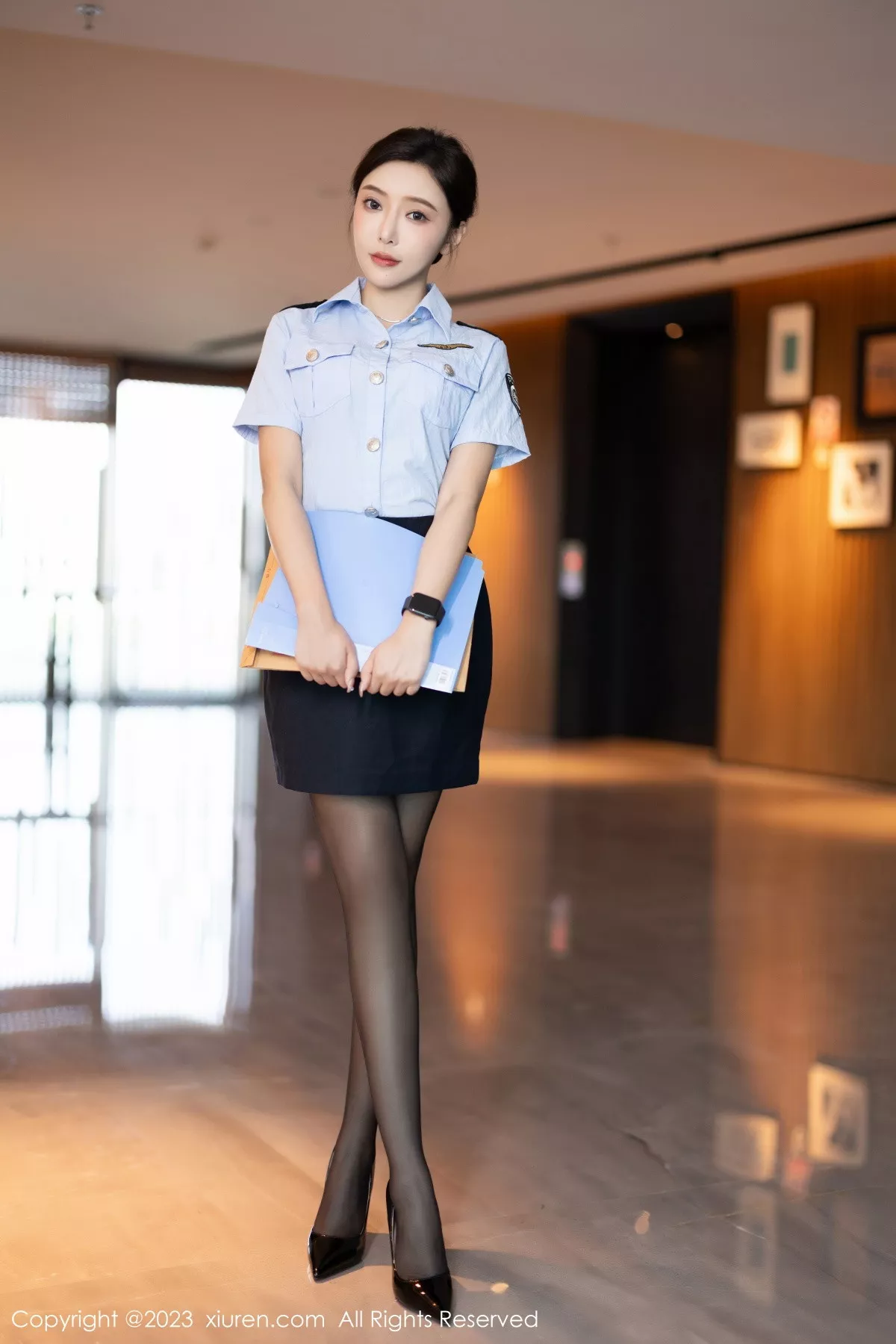 Xrmnw.Com[XiuRen秀人网]No.7340_女神王馨瑶yanni性感女警制服露黑色蕾丝内衣秀惹火身材诱惑写真82P